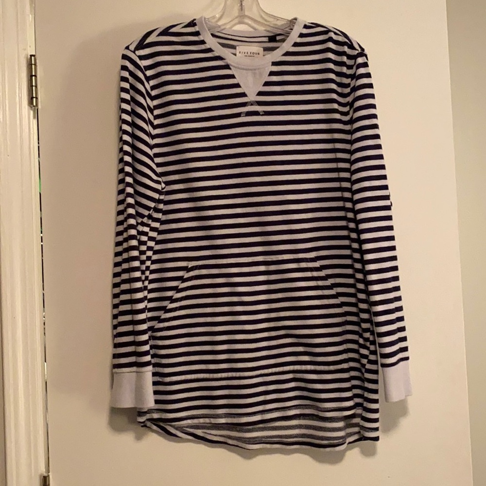 Long sleeve striped shirt